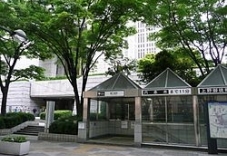 都庁前駅